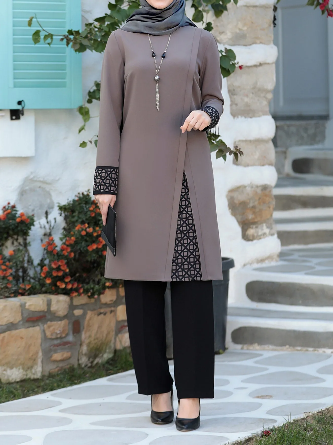 2 Pcs Women's Long Sleeve Solid Color Arabian Set L 445637