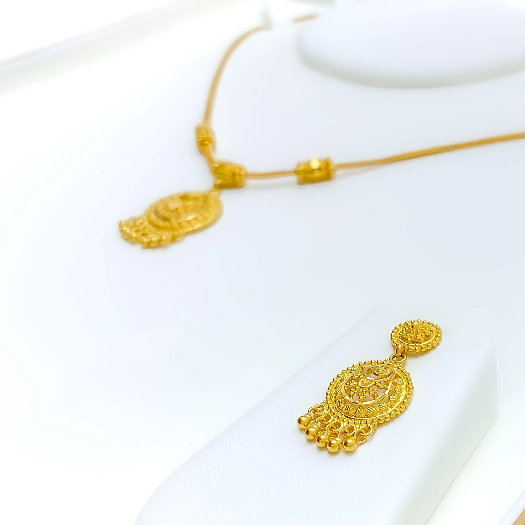 Beaded Dome 22k Gold Necklace Set