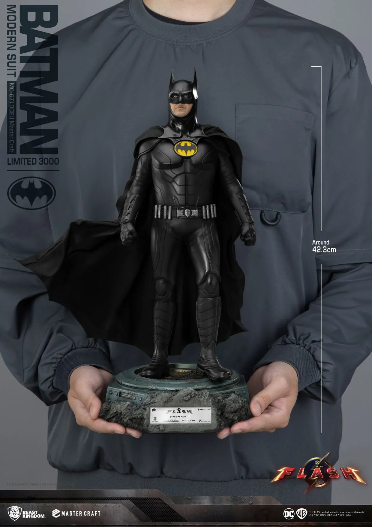 Beast Kingdom Batman Modern Suit Master Craft Statue