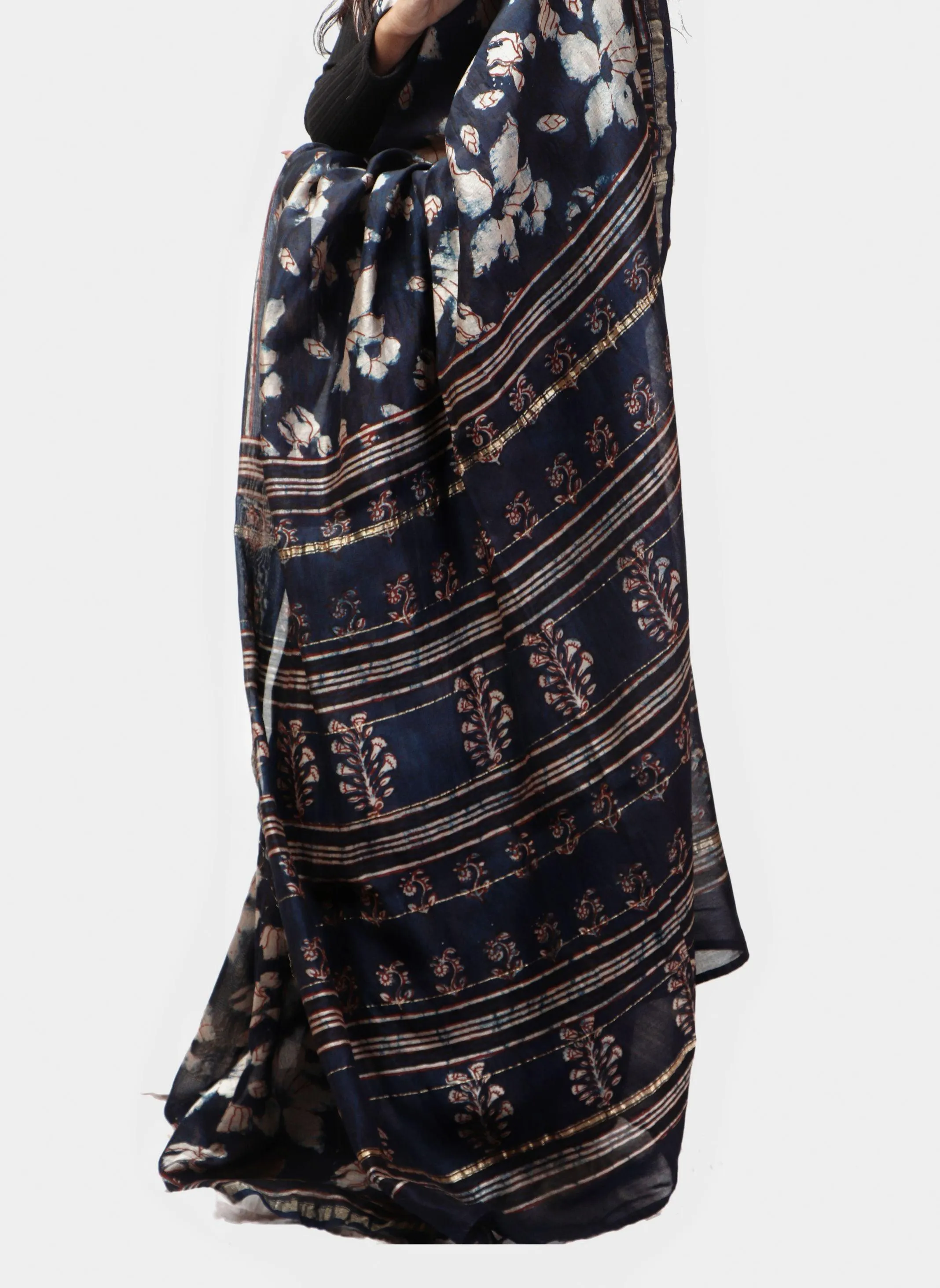 Kaisori Malhar - Dabu Pharad Leaf Indigo handblockprinted Silk Cotton saree